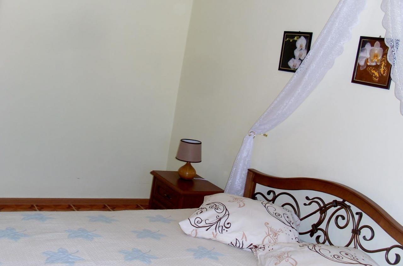 Yanoshi Villa Eden Delux מראה חיצוני תמונה